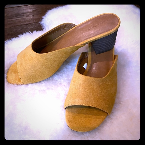 Universal Thread Shoes - Mustard Yellow Low Heel Slides